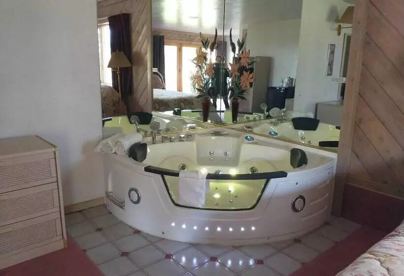 Retkeilymaja White Birch Inn