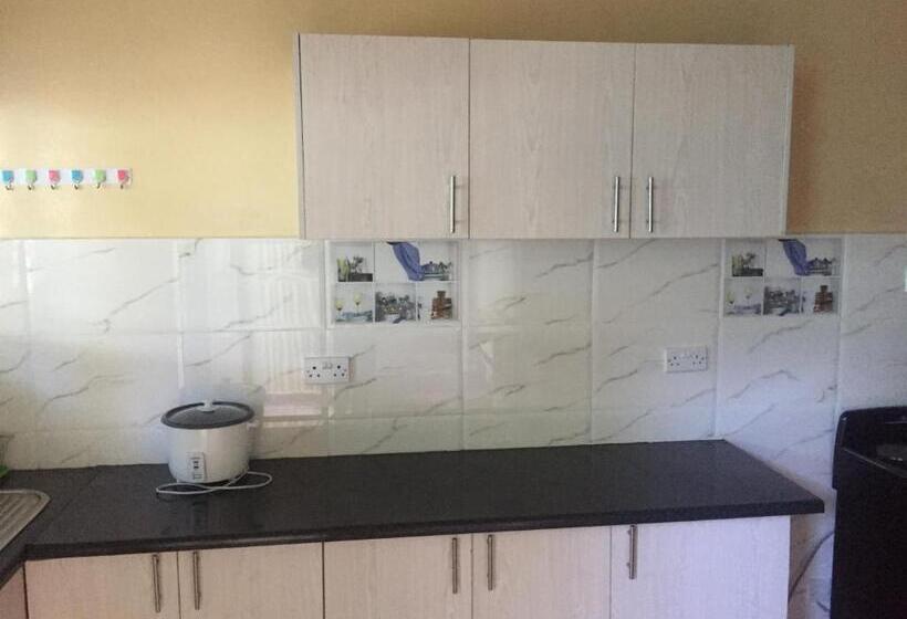 Пансион Maoni Guest House