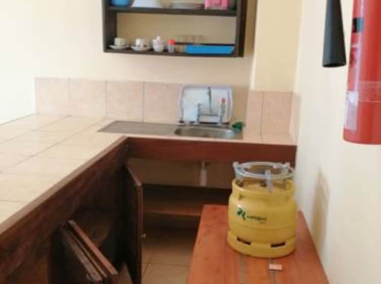 پانسیون Diani Gift Guest House