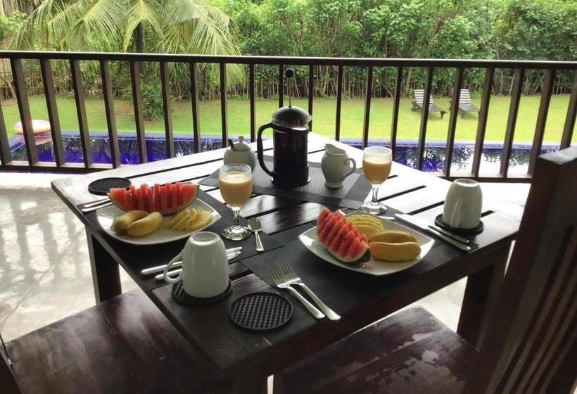 Пансион Nil Menik Villa