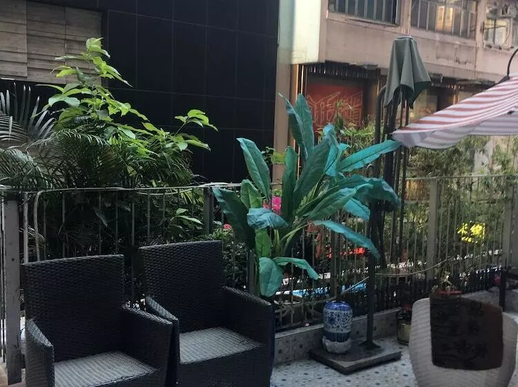 پانسیون Tong Luo Wan Hostel