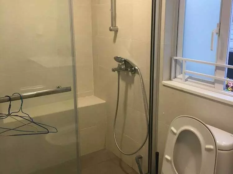 پانسیون Tong Luo Wan Hostel