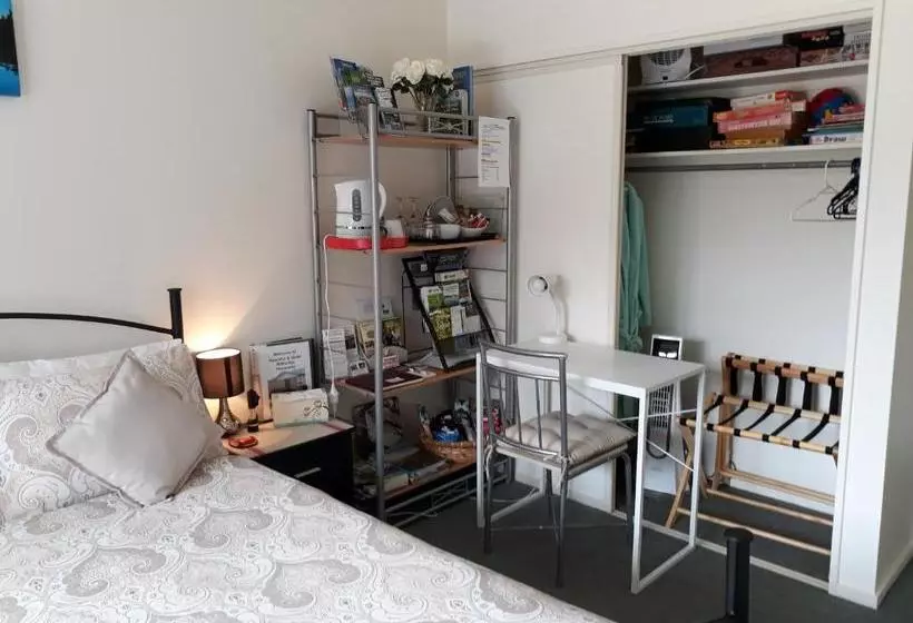 تختخواب و صبحانه Peaceful & Quiet Witherlea Homestay