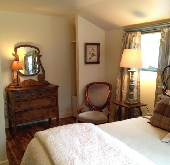 Bed and Breakfast The Foxglove Inn