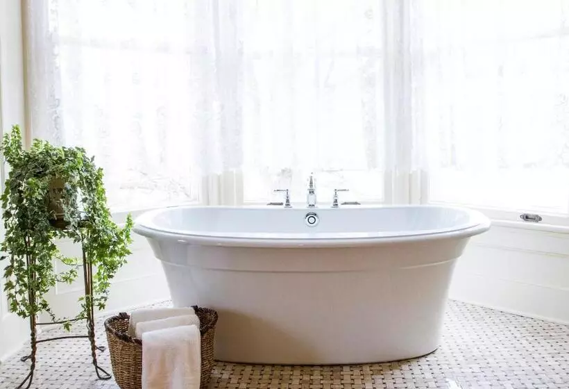 Aamiaismajoitus (B&B) The Foxglove Inn