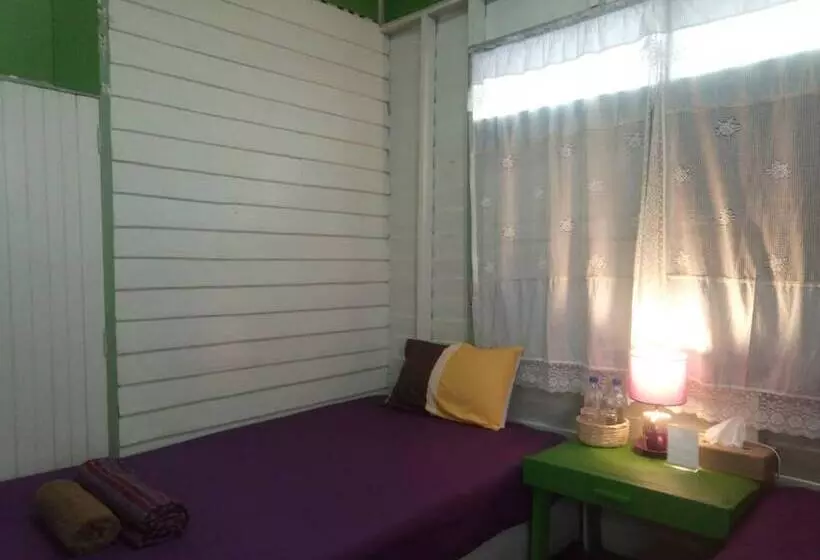 پانسیون Baanklangsoi