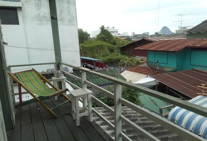 پانسیون Baanklangsoi