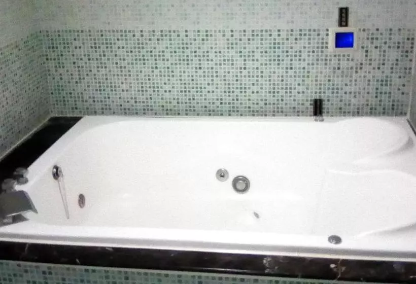 Hua Xiang Motel   Fengshan