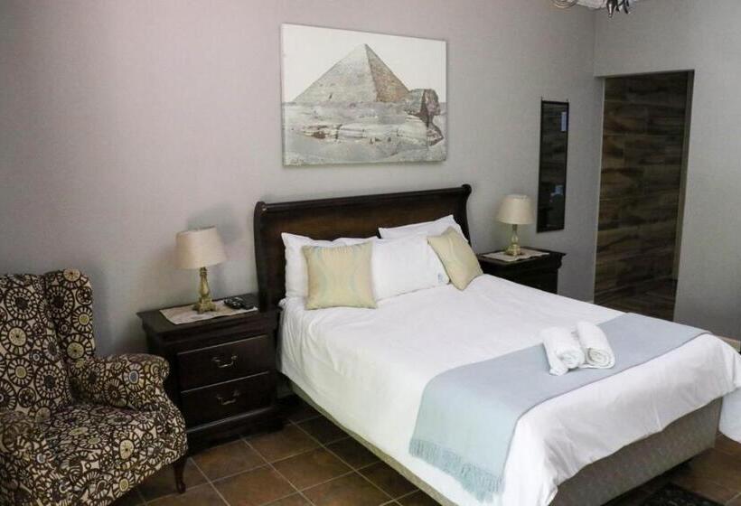 Pension Khutse Guest House