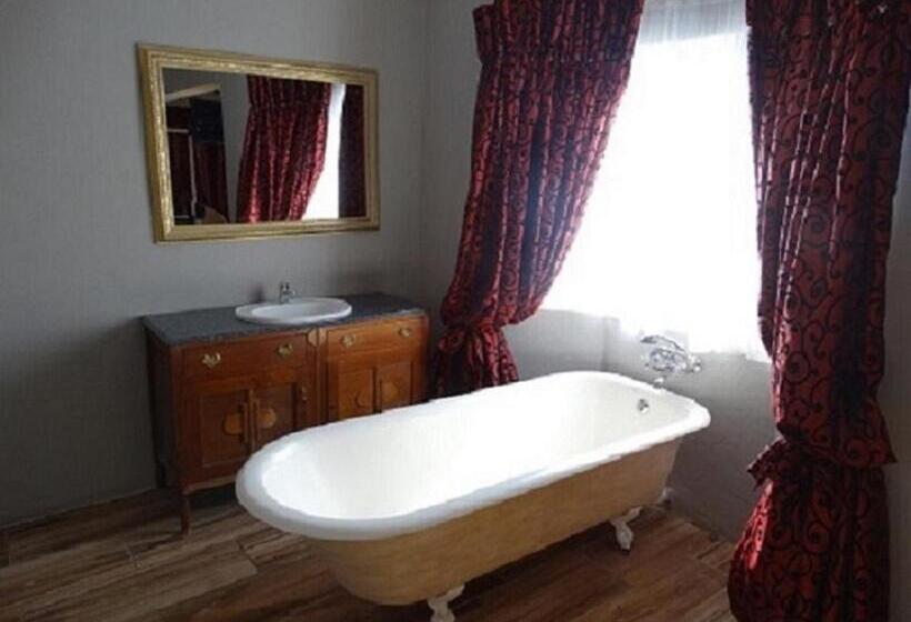 Pension Khutse Guest House