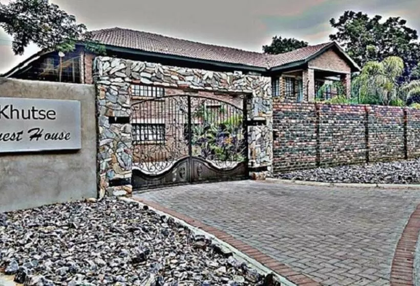 Majatalo Khutse Guest House