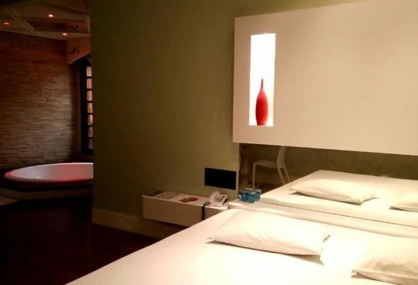 펜션 Pousada E Motel Blue Inn