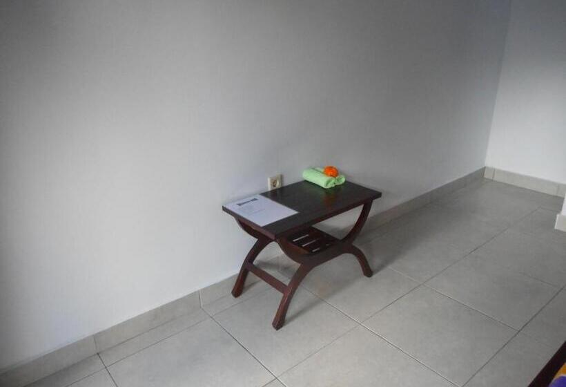 膳宿费 Pondok Indah Homestay