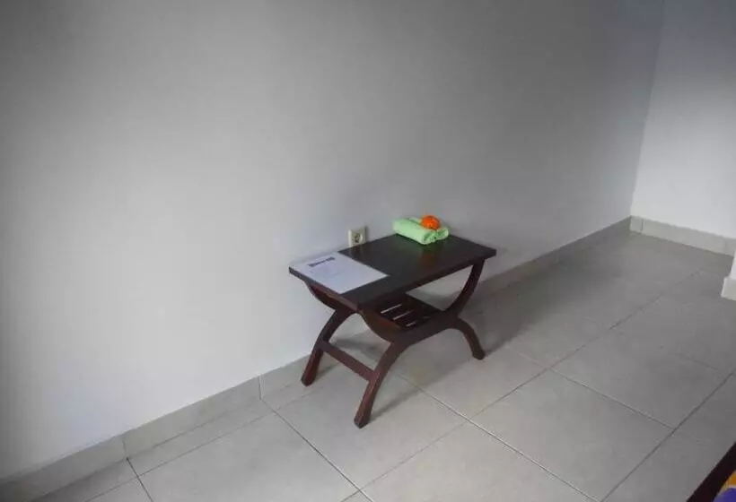 ペンション Pondok Indah Homestay