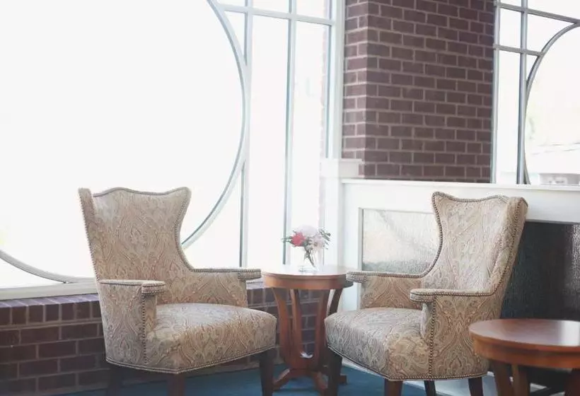 Hotelli Sheridan Livery Inn & Restaurant