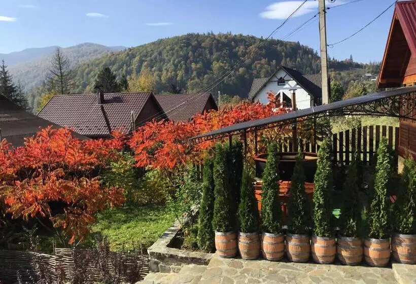 Majatalo садиба та чан Na Pagorbi