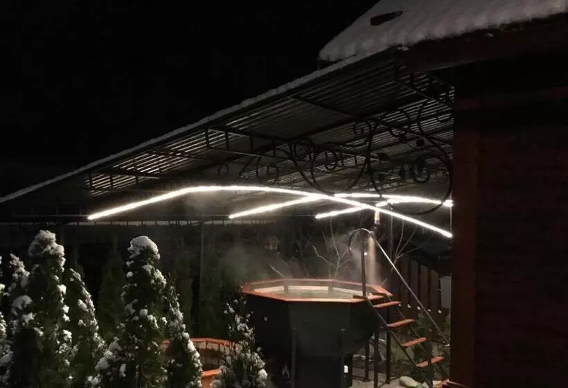 Majatalo садиба та чан Na Pagorbi