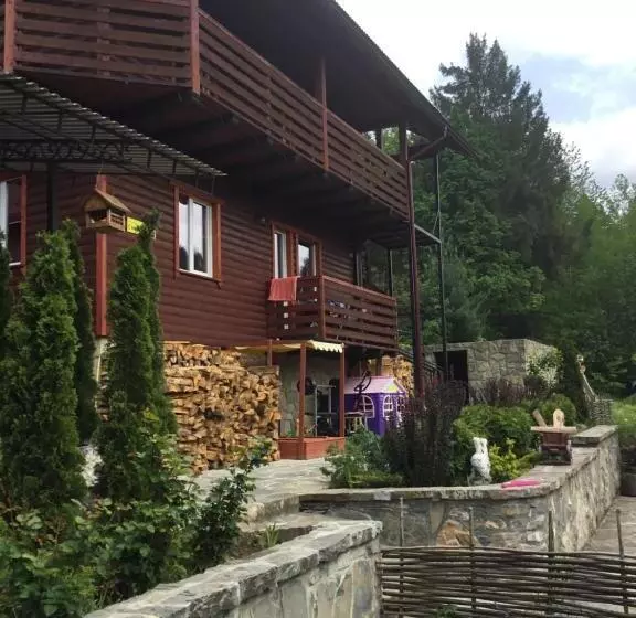 Majatalo садиба та чан Na Pagorbi