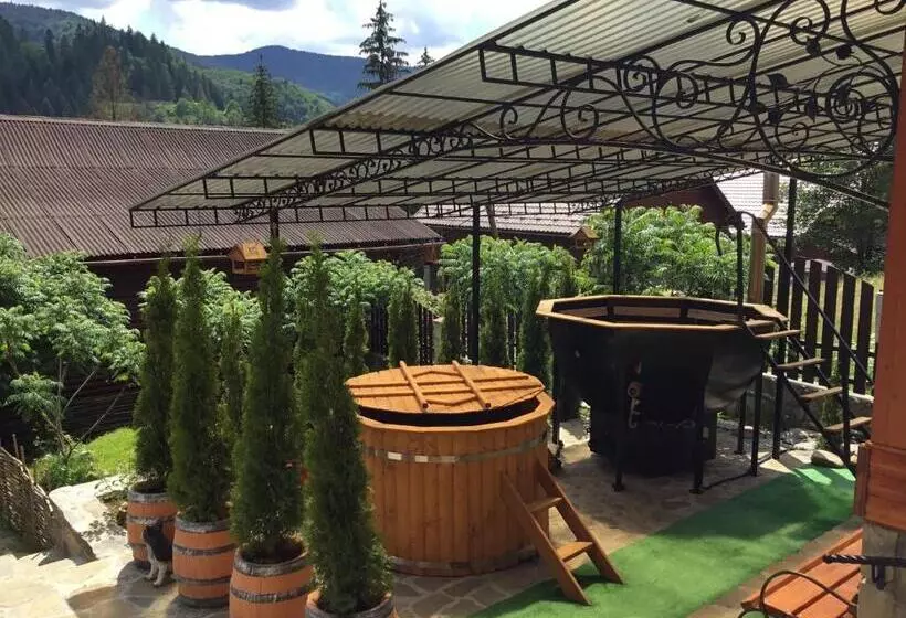 Majatalo садиба та чан Na Pagorbi