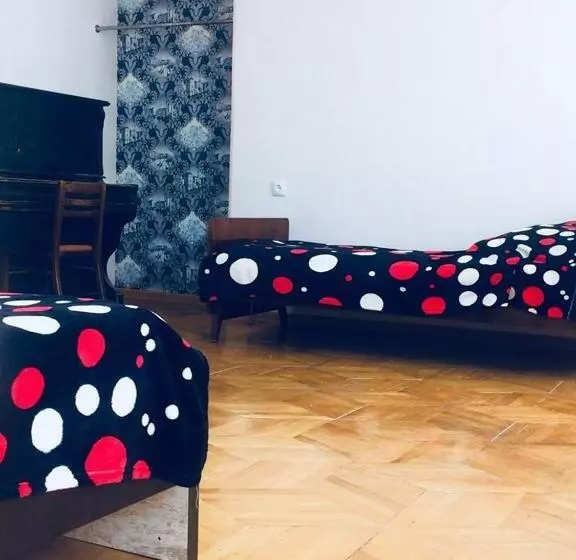 پانسیون Guest House Ebralidze
