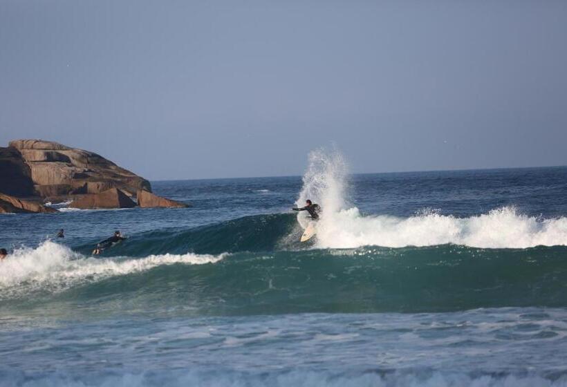 פנסיון Kalani Pousada