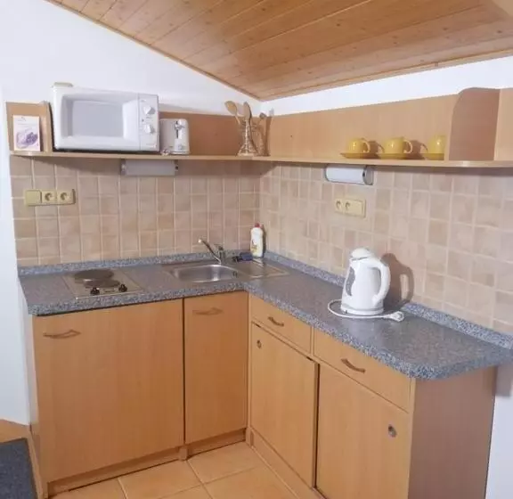 Majatalo Ranc Pod Rejvizem