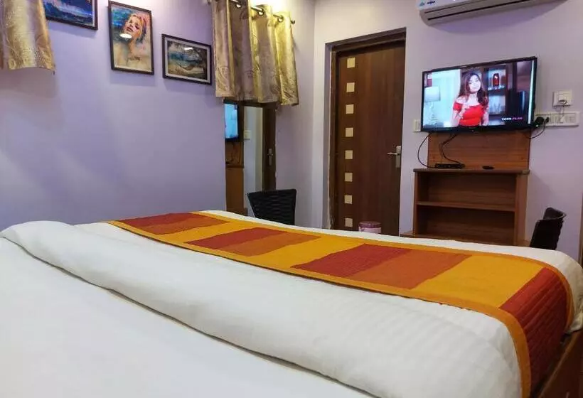 Majatalo Shaleen Elegance Homestay Nakki Lake 400 Meters