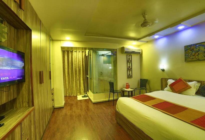 Пансион Shaleen Elegance Homestay Nakki Lake 400 Meters