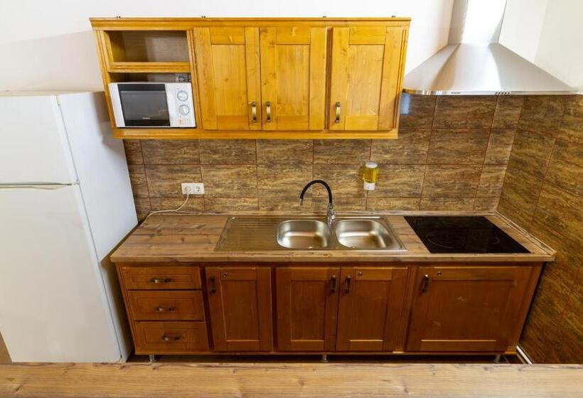 Pensión Airport Károly Centrál