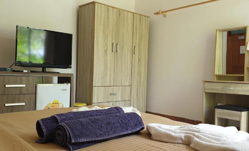 پانسیون Gurus Maldives At Gulhi Island