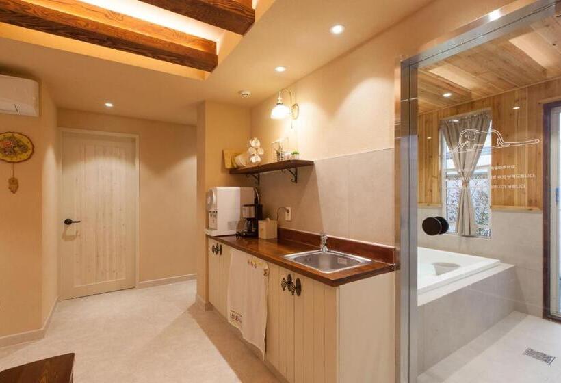 Pensione Jeonju Hanok Little Prince