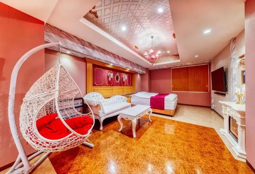 Hotelli Luna Kawagoe Adult Only