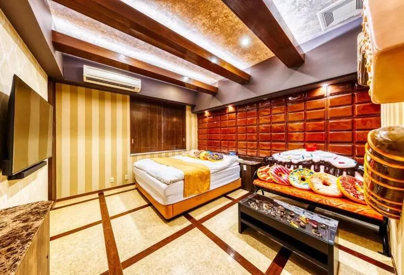 Hotelli Luna Kawagoe Adult Only