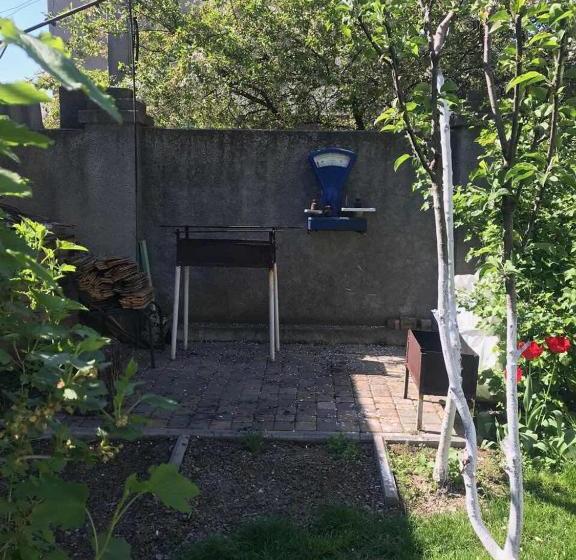 پانسیون гостевой дом дина