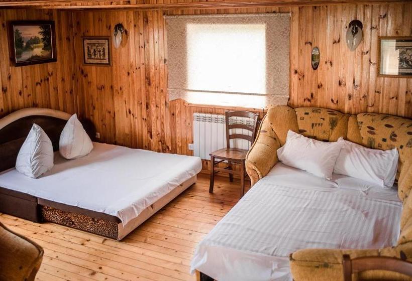 پانسیون гостевой дом дина