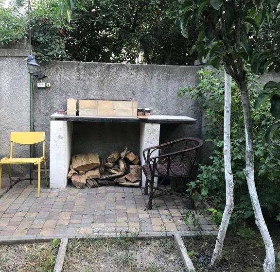 پانسیون гостевой дом дина