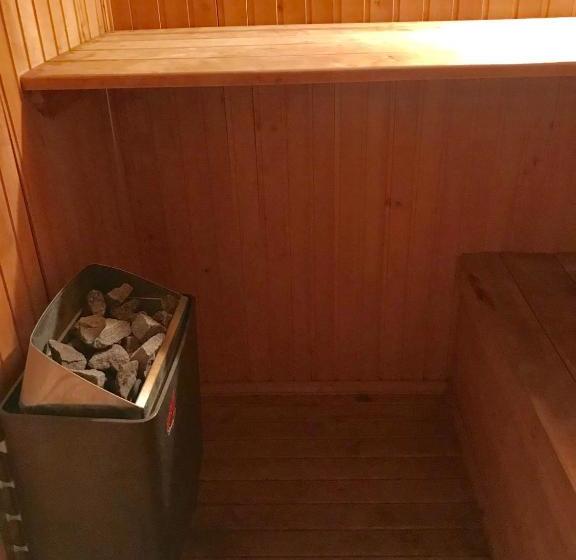 پانسیون гостевой дом дина