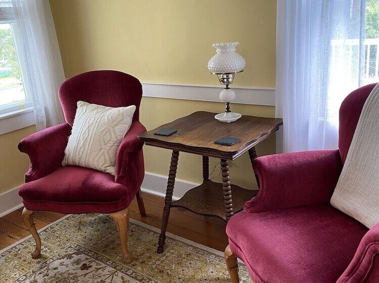 Spouter Inn Bed & Breakfast