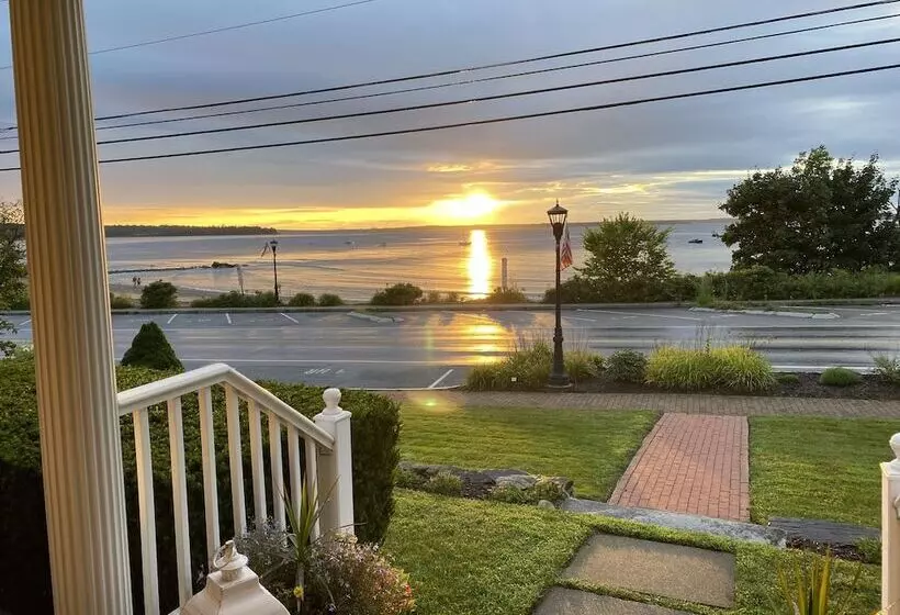 Spouter Inn Bed & Breakfast