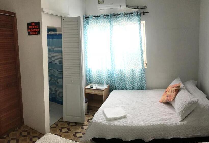 Hostel Helena S Place