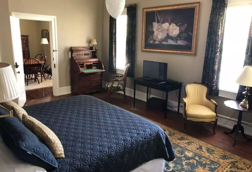 ベッドアンドブレックファースト The Elizabethtown Inn