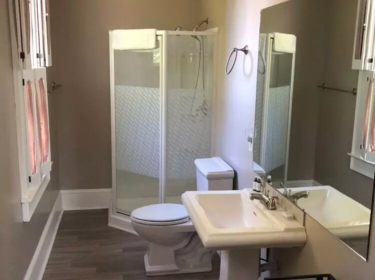 ベッドアンドブレックファースト The Elizabethtown Inn