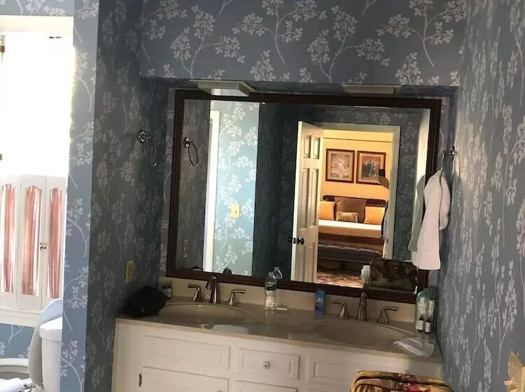 ベッドアンドブレックファースト The Elizabethtown Inn