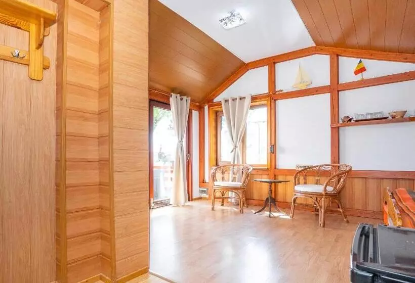 پانسیون Casa Nikita