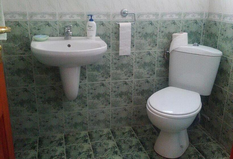 פנסיון Fenix Rooms