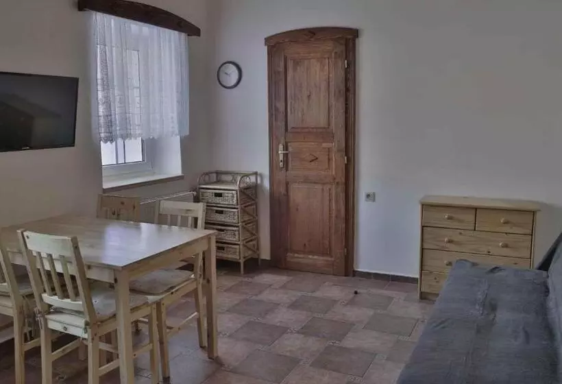 Majatalo Penzion Ostruznik