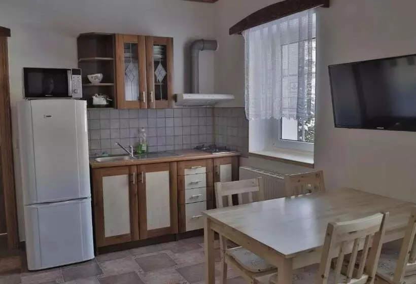 Majatalo Penzion Ostruznik