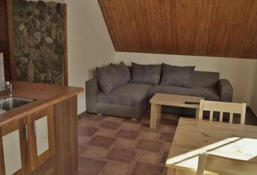 Majatalo Penzion Ostruznik