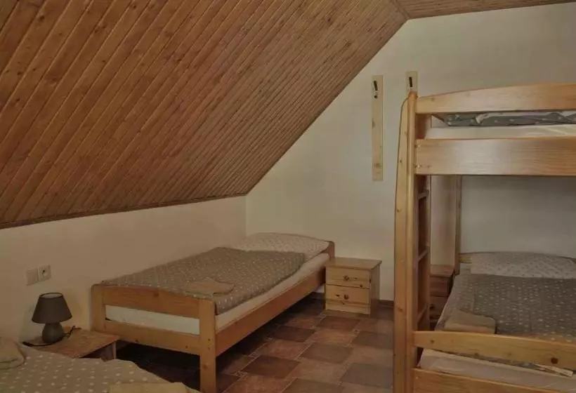 Majatalo Penzion Ostruznik