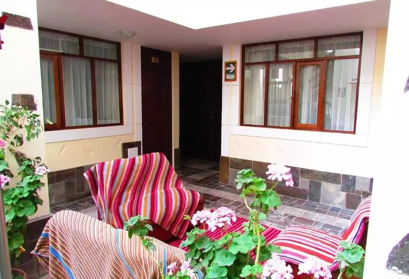 Retkeilymaja La Casa De Anita